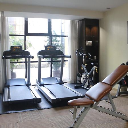 The B Hotel Alabang Muntinlupa City Eksteriør billede