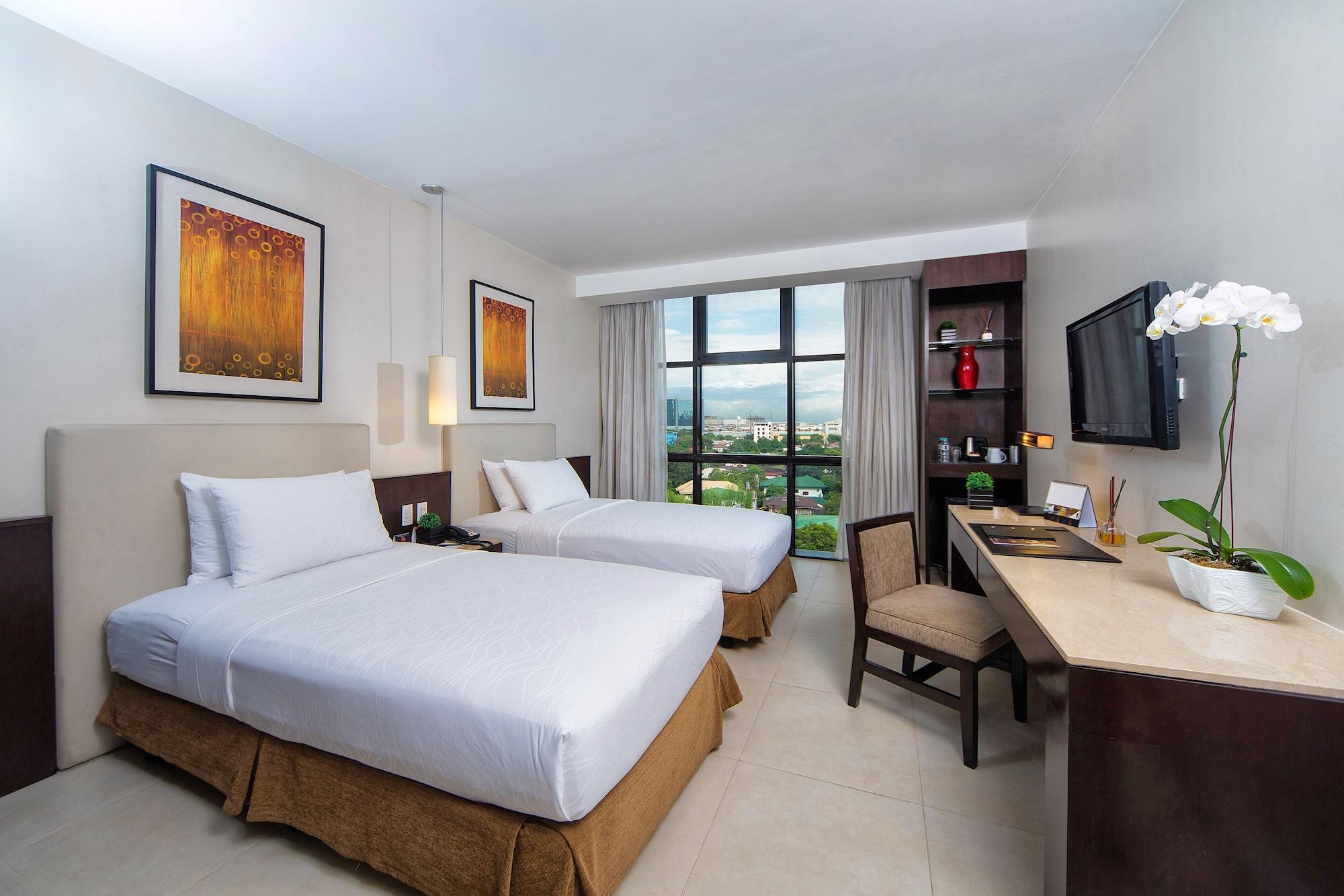 The B Hotel Alabang Muntinlupa City Eksteriør billede