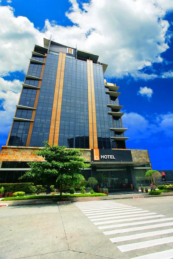 The B Hotel Alabang Muntinlupa City Eksteriør billede