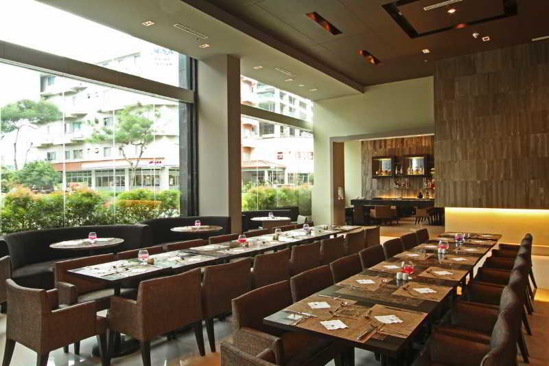 The B Hotel Alabang Muntinlupa City Eksteriør billede