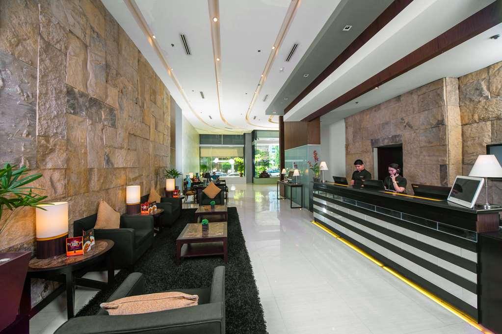 The B Hotel Alabang Muntinlupa City Interiør billede